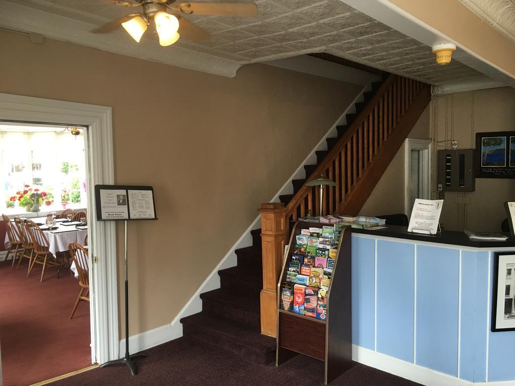 The Tunnicliff Inn Cooperstown Exterior photo